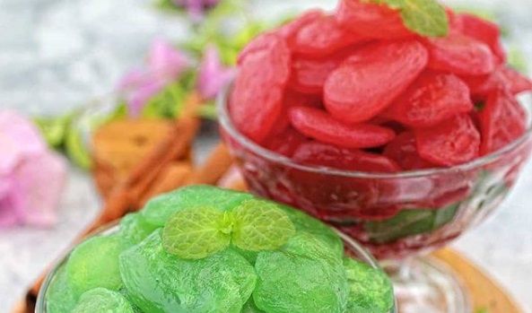 Petani kolang kaling di Lebakbarang, Pekalongan meraup untung berlipat di Bulan Ramadan. (Foto: iNews/Suryono Sukarno))