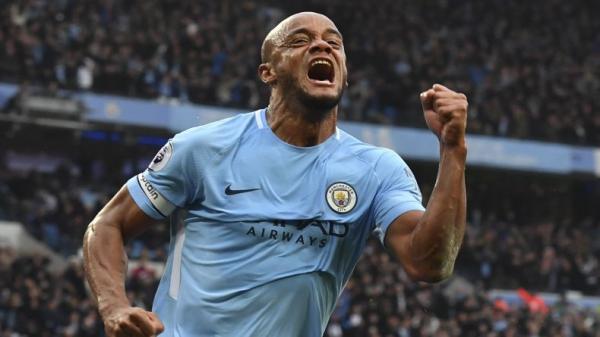 Kompany Vincent Kompany saat masih bermain bagi Manchester City (foto: Givemesport)
