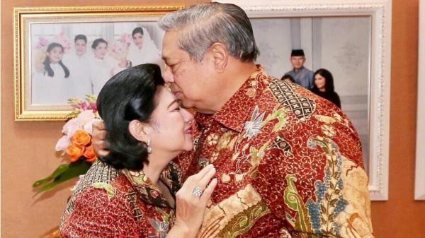 Tuan Guru Bajang: Ani Yudhoyono Menghadirkan Aura Ketenangan