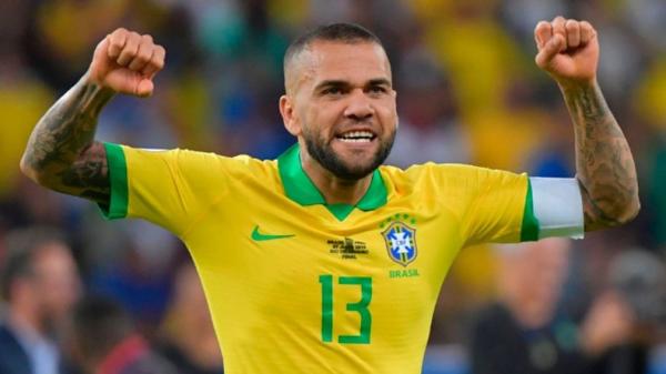 Dani Alves dan Joana Sanz (foto: Okezone)