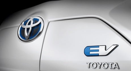 Toyota Bangun Pabrik  Baterai Mobil Listrik  di  China 