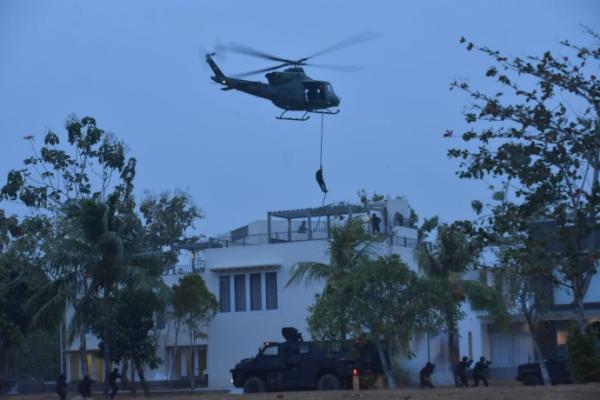 Komando Pasukan Khusus (Kopassus) menggelar latihan puncak 2019 di Tanjung Lesung Kabupaten Pandeglang, Banten dengan sandi