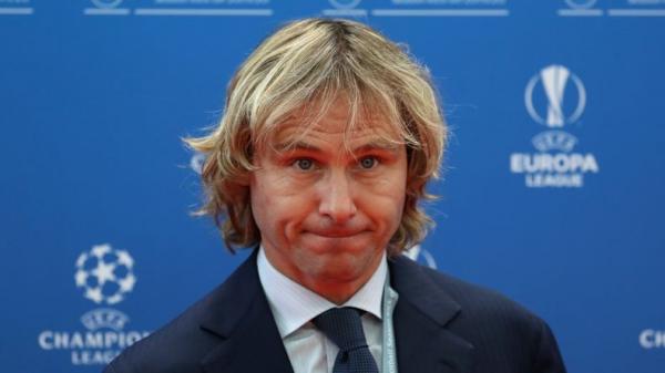 Pavel Nedved Cristiano Ronaldo membuat putri legendaris Juventus Pavel Nedved bernama Ivana salah tingkah. (Sport Virgilio)