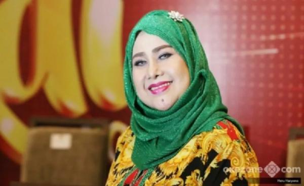 Elvy Sukaesih Artis Lawas Ditinggal Suami pilih setia hidup sendiri. (foto: Instagram)