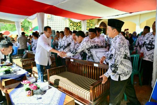 Bamsoet saat meresmikan Monumen Dr. Sulistyo, di Banjarnegara, Jawa Tengah, Jumat (13/09/19). (Foto: istimewa)