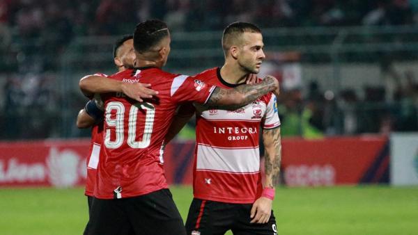 Madura United Vs Persib: Menang, Laskar Sapeh Kerrab Naik ke Peringkat Kedua 