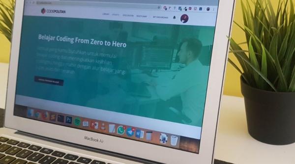 CODEPOLITAN, Website Belajar Coding Online dengan Alur Belajar Terarah