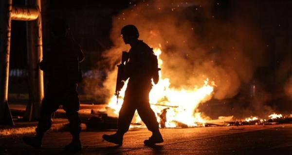 Aksi Unjuk Rasa di Cile, 5 Orang Ditemukan Tewas di Pabrik yang Sengaja Dibakar
