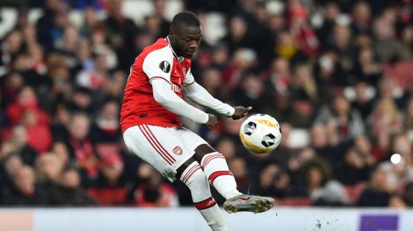 Penyerang Arsenal Nicolas Pepe mencetak dua gol ketika timnya menang 3-2 atas Vitoria Guimaraes  di Emirates Stadium, Jumayt (25/10/2019) dini hari WIB. (Foto: Glyn KIRK/AFP)