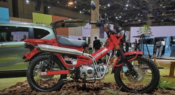 Honda Pamer Motor Bebek Unik Bergaya Semi  Trail  CT125