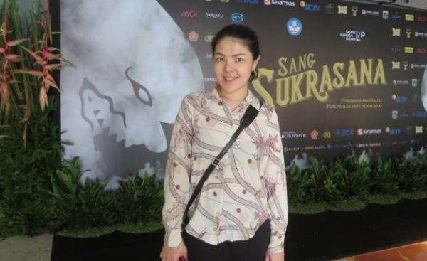 Artis cilik era 1990-an betah melajang, Tina Toon.