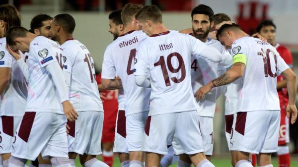Timnas Swiss Timnas Swiss merayakan kemenangan 6-1 dari Gibraltar di Victoria Stadium, Selasa (19/11/2019) dini hari WIB. (Foto: AFP)
