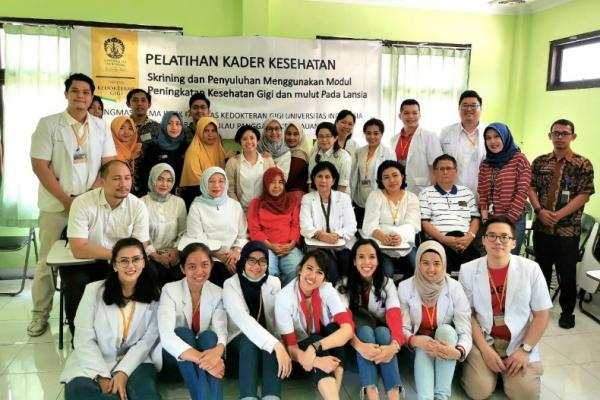 Departemen Prostodonsia Fakultas Kedokteran Gigi Universitas Indonesia saat menggelar pelatihan kader kesehatan di Kepulauan Seribu. (Foto: ist)