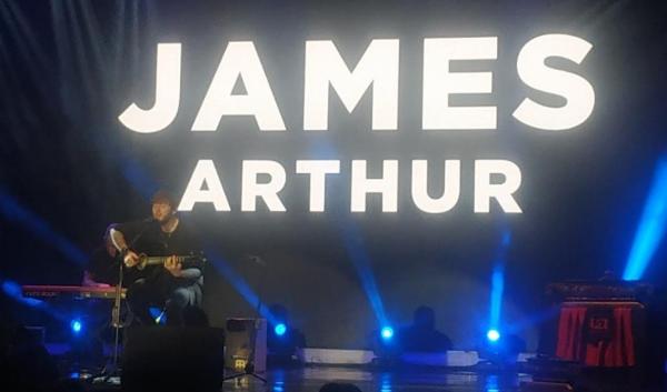 Lirik Lagu Train Wreck - James Arthur dan Terjemahan, Lagu Galau Terbaik