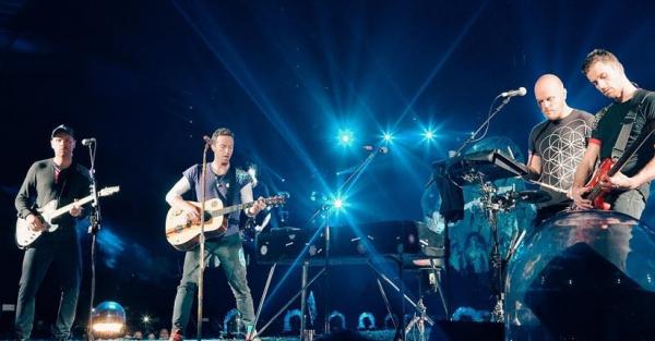 Lirik Lagu Sky Full of Stars-Coldplay dan Terjemahan, Artinya Romantis Wajib Dinyanyikan saat Konser di Jakarta