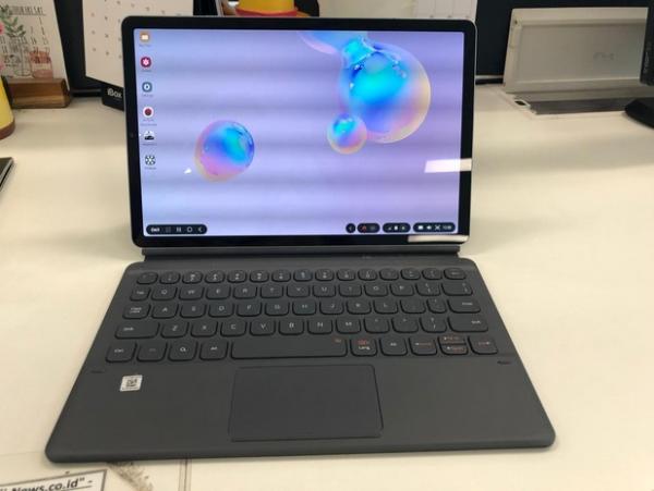 Galaxy Tab S6 dengan mode Dex