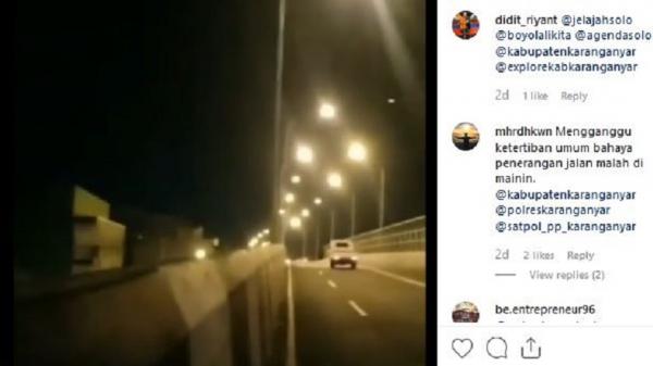Screen shoot video susana Flyover Palur, Kecamatan Jaten, Kabupaten Karanganyar, Jawa Tengah, yang sebagian gelap setelah seorang anak mempermainkan sakelar lampu PJU. (Foto: Instagram)