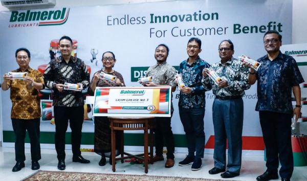 PT Balmer Lawrie Indonesia (BLI) meluncurkan grease Licom EP 3 dalam bentuk kemasan pouch 100 gram dan 200 gram. (Foto: iNews.id) 