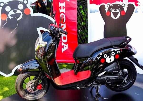 Honda Scoopy i Kumamon. (Foto: Motopinas)