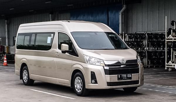 Konsumsi Bahan Bakar Toyota HiAce Irit Diminati Pengusaha Rental Mobil