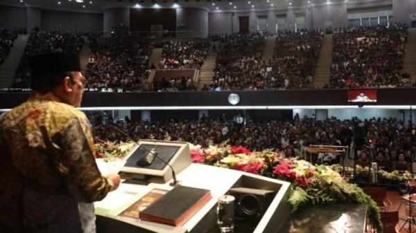 Menteri Agama Fachrul Razi menghadiri perayaan Natal 2019 di RCMI Kemayoran, Jakarta Pusat, Selasa (24/12/2019). (Foto: Kemenag)