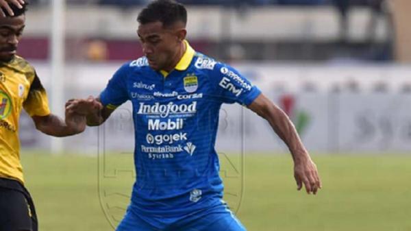 Kontraknya Diperpanjang Persib Bandung, Omid Nazari: Saya ...