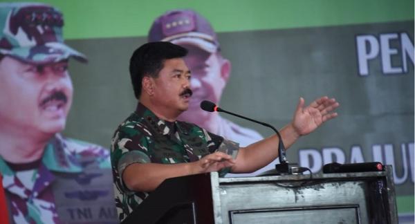 Hadi Tjahjanto pernah menjabat sebagai Panglima TNI (Puspen TNI)