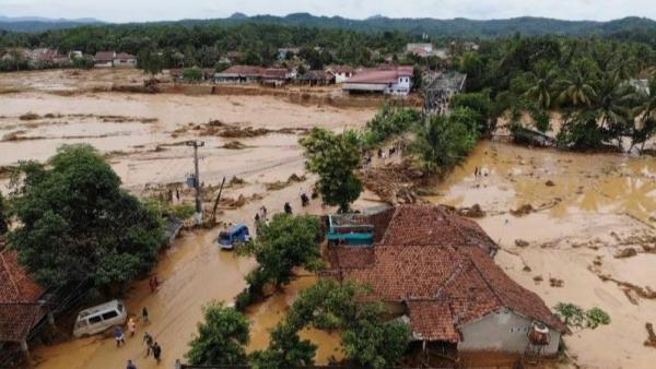 Banjir Bandang di Lebak Banten, 8 Warga Hilang Terseret Arus dan