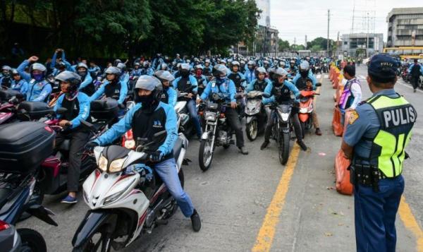 Filipina Larang Ojek  Online  Sepeda  Motor  mulai Pekan Depan