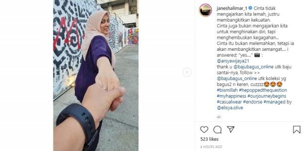 Jane Menko Polhukam Mahfud MD dan Jaksa Agung ST Burhanuddin usai pertemuan di Kemenko Polhukam, Jakarta, Rabu (22/1/2020). (Foto: Antara)