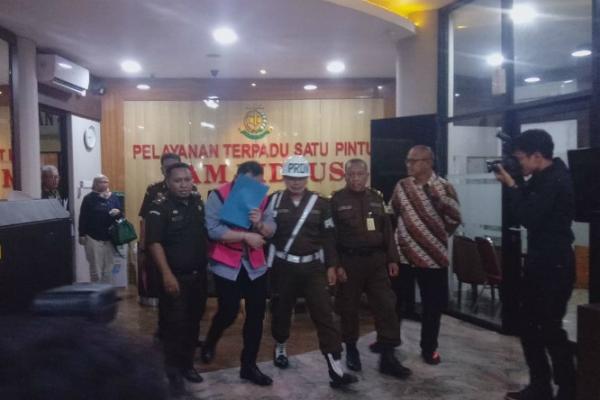 Direktur PT Maxima Integra Joko Hartono Tirto (JHT) menjadi tersangka keenam kasus Jiwasraya. (Foto: iNews.id/Irfan Ma'ruf)