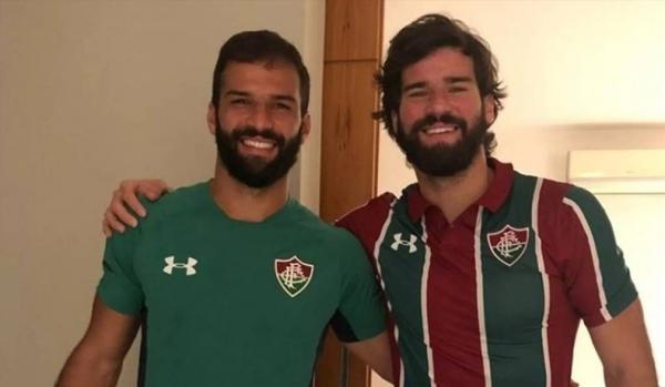 Muriel Gustavo Becker Alisson Ramses Becker Alisson Becker dan kakaknya, Muriel Gustavo Becker (Foto: O Globo)