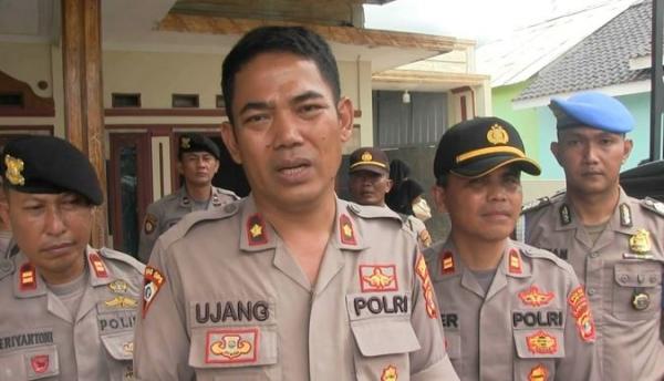 Kabag Ops Polres Lampung Selatan Kompol Ujang Jund Kabag Ops Polres Lampung Selatan Kompol Ujang Jundari, Selasa (11/2/2020) (Foto:iNews/Andres Afandi)