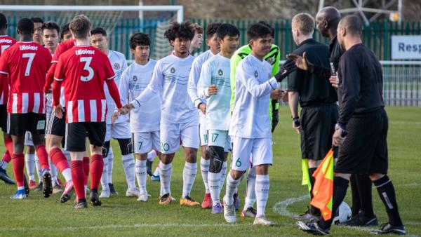 Garuda Select menjabat dapat pelajaran berharga dari laga melawan Sheffield United U-18 di Lapangan Birmingham County FA, Ray Hall Lane, Birmingham, Rabu (12/2/2020). (Foto: Garuda Select)