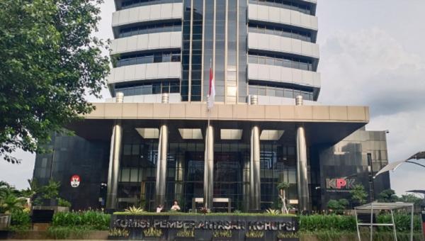 Pimpinan KPK Ikuti Upacara Peringatan HUT Ke-75 RI Di Istana Secara Virtual