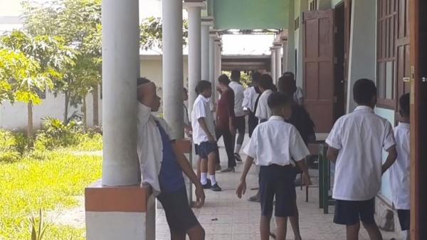 Kasus 77 Siswa Dipaksa Makan Kotoran Manusia di Sikka, Polisi Periksa