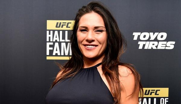 Cat Zingano 1