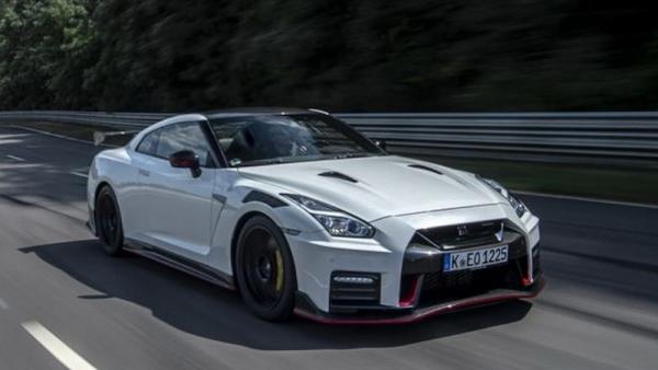 Mengenal Nissan GTR R35, Mobil Sport yang Dikendarai Wakil Jaksa Agung