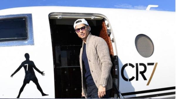Pesawat Pribadi Cristiano Ronaldo Berjenis Gulfstream G650 (foro: AS English)