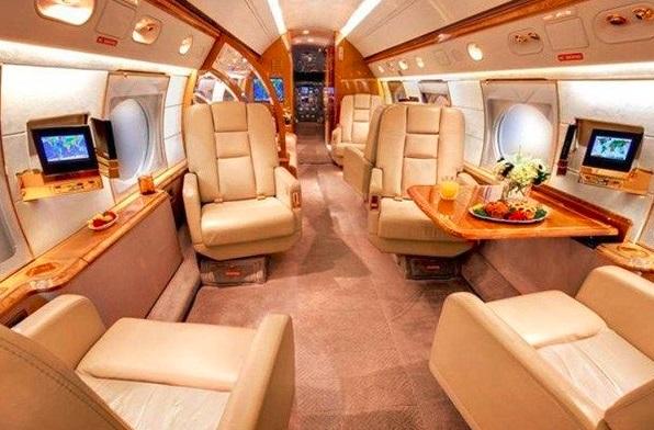Isi di dalam jet pribadi Lionel Messi sangat mewah. (Foto: Sporting Rave)
