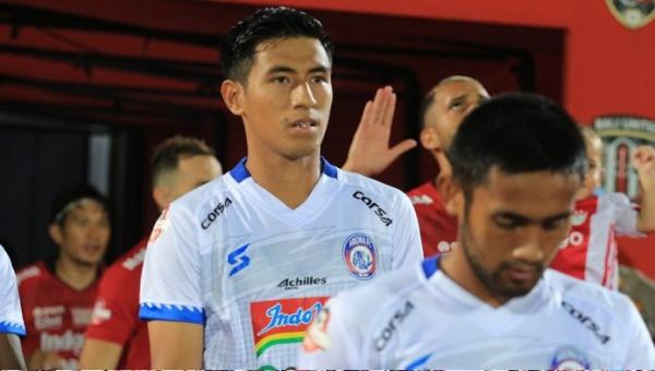 Hanif Sjahbandi Gelandang Arema FC, Hanif Sjahbandi (foto: Wearemania)