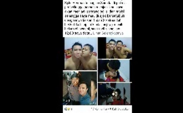 Foto mesum sesama pria yang salah satunya mirip anggota Polres Probolinggo. (Foto: iNews/Hana Purwadi)