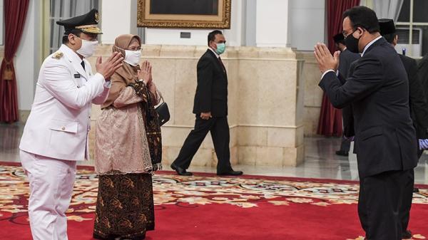 Ahmad Riza Patria bersama Prabowo Subianto, Rabu (15/4/2020) (Foto: Akun Twitter Sufmi Dasco Ahmad)