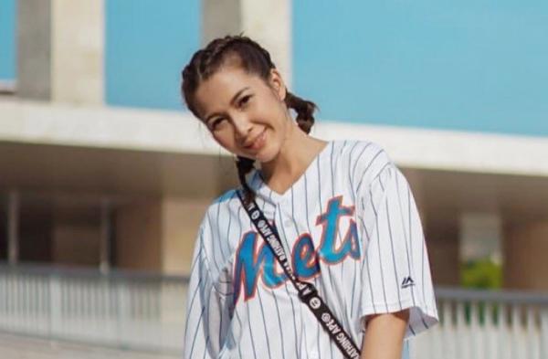 Andrea Dian, artis cantik hobi yoga. (Foto: IG)