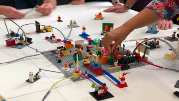 Barang unik yang bisa dijadikan investasi, mainan lego 