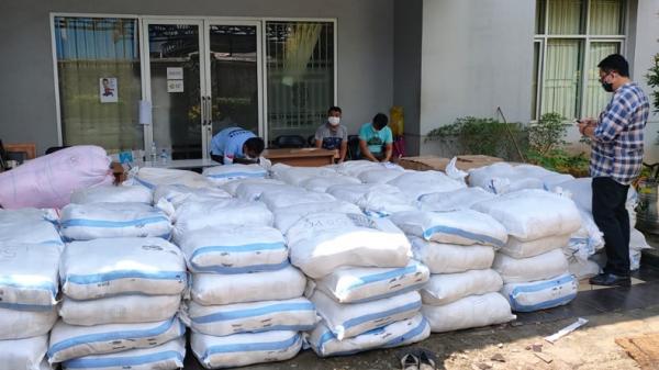 Paket sembako dari MNC Peduli disalurkan melalui Gugus Tugas Percepatan Penanganan Covid-19 Jakarta Pusat.