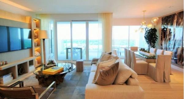 Ruang Tamu Penthouse Eugene Bouchard (foto: The Sun)