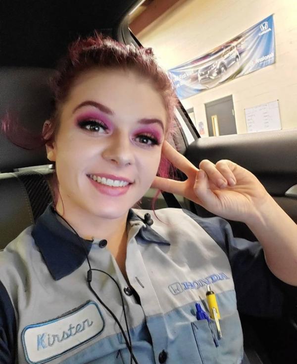 Foto: Instagram @mr.reds.wrenching