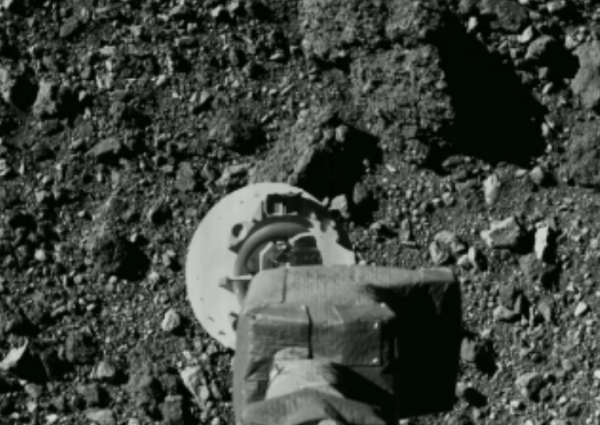 OSIRIS-REx berada 75 meter di atas permukaan Bennu (Foto: OSIRIS-REx)