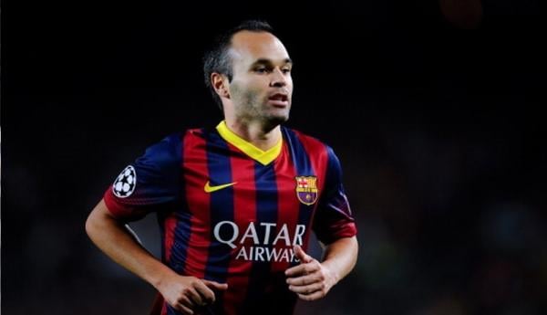Dua legendaris Spanyol Xavi Hernandez (kanan) dan Andres Iniesta. (Foto: Kick Off)